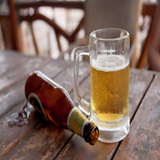 Alcohol-gerelateerd letsel in is beeld gebracht